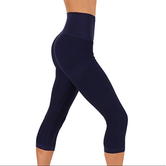 Performance Compression Leggings Capri Length - Picture 5 of 6
